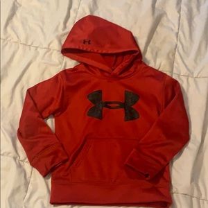 Boys size 5 red under armour hoodie